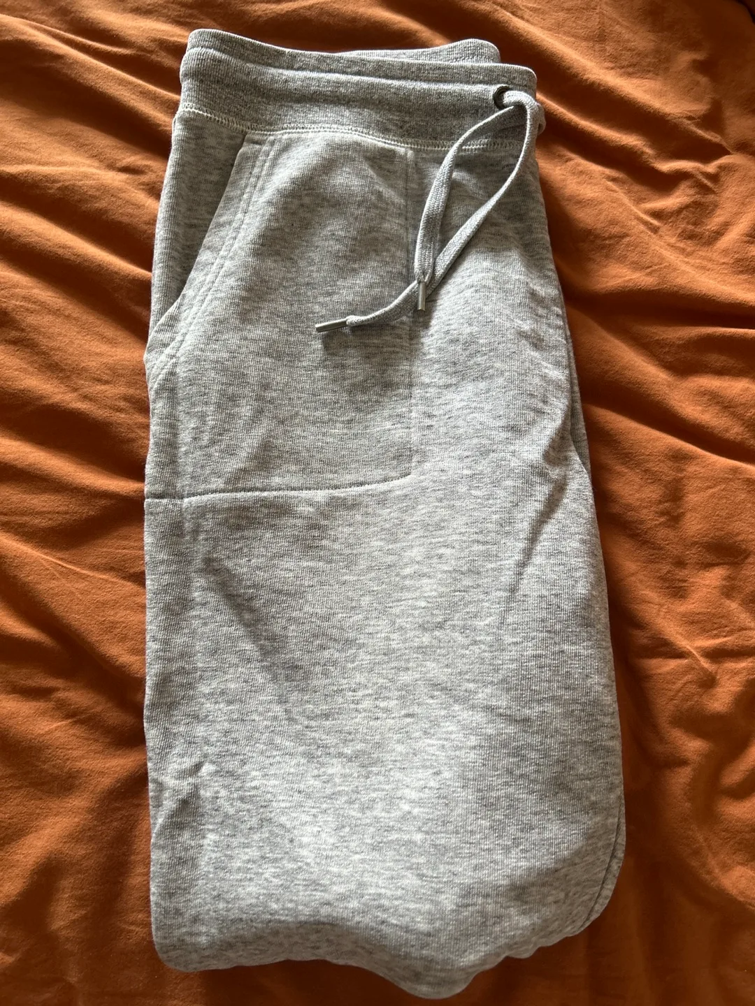 Uniqlo Grey Sweatpants - Size M image indicator(3)