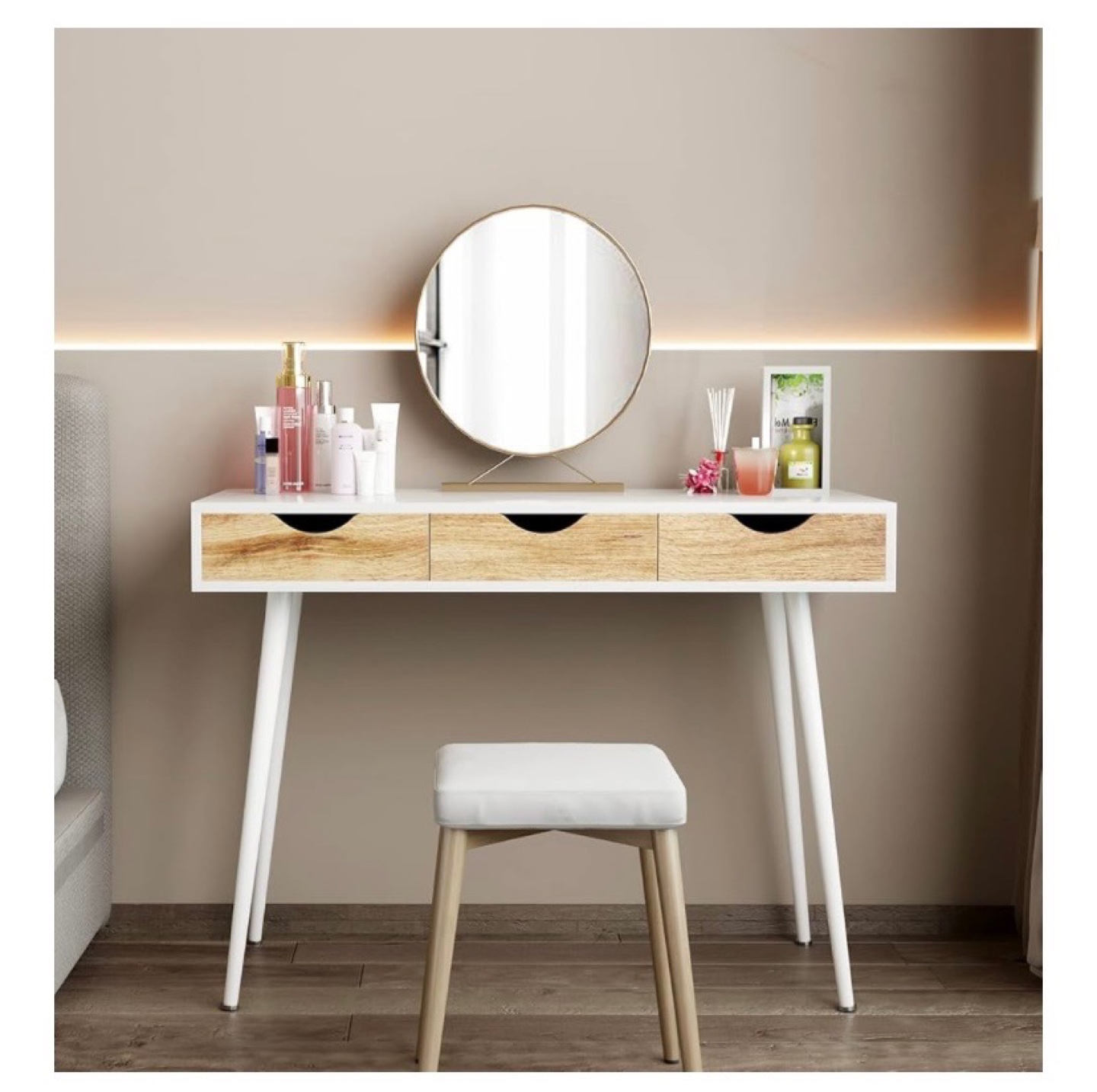 Make up or work desk! - photo 3