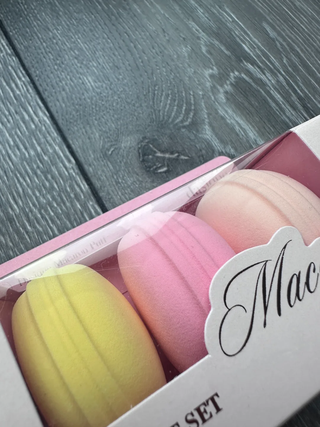 Dasique Macaron Puffs image indicator(4)
