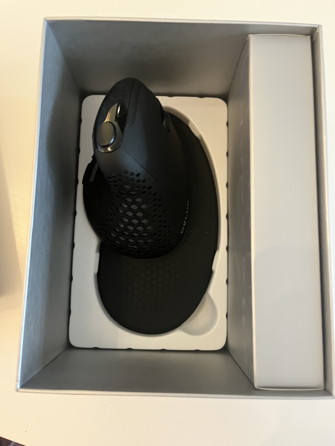 🫂 DELUX SEEKER M618XSD Vertical Mouse - photo 2