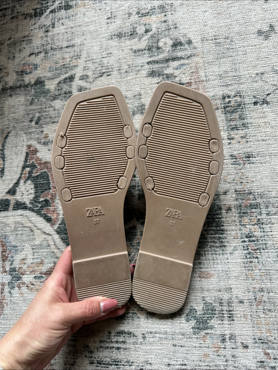 Zara Rubber Slide Sandals - photo 2