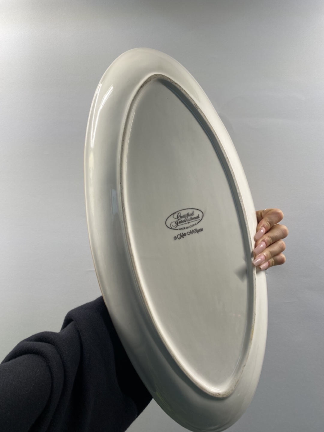 Oval serving platter with wine motif. - photo 2