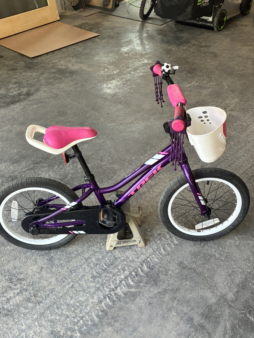 Trek Precaliber Kids' Bike - photo 2
