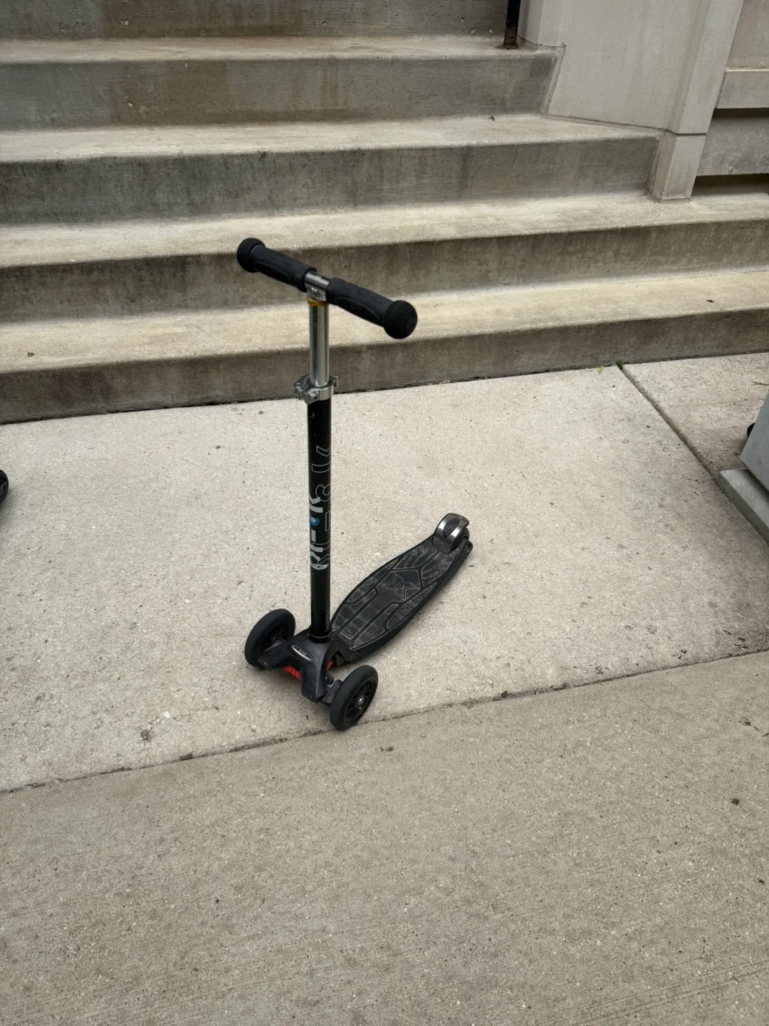 Micro Scooter thumbnail
