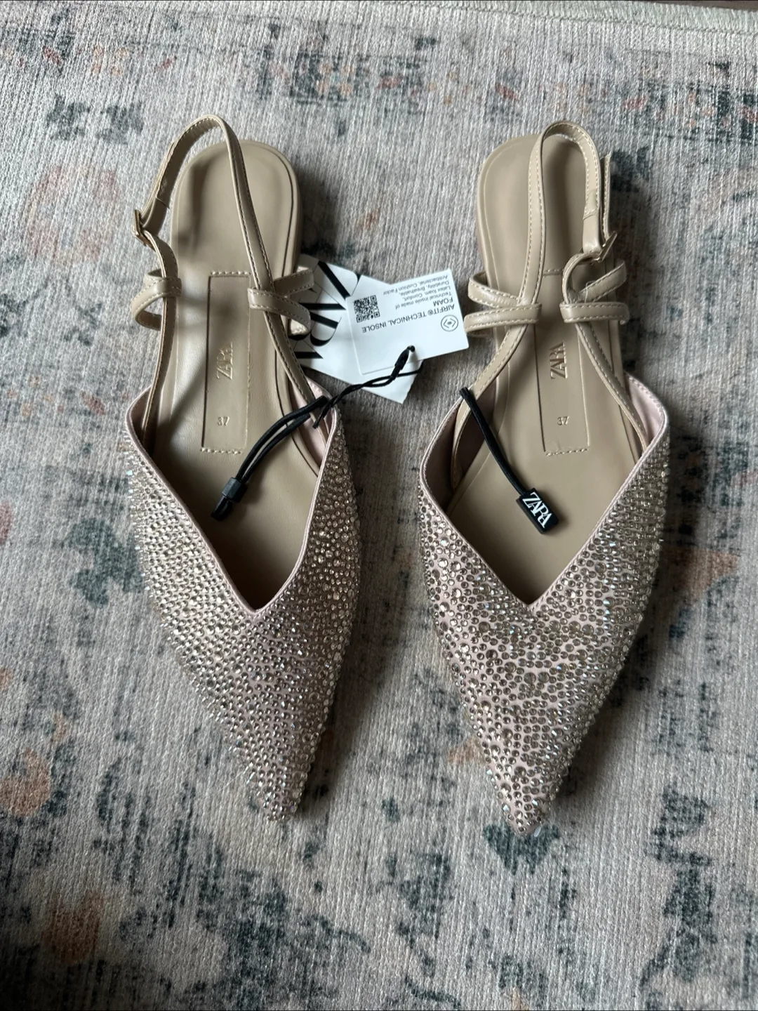 Zara Embellished Flat Shoes - Size 37