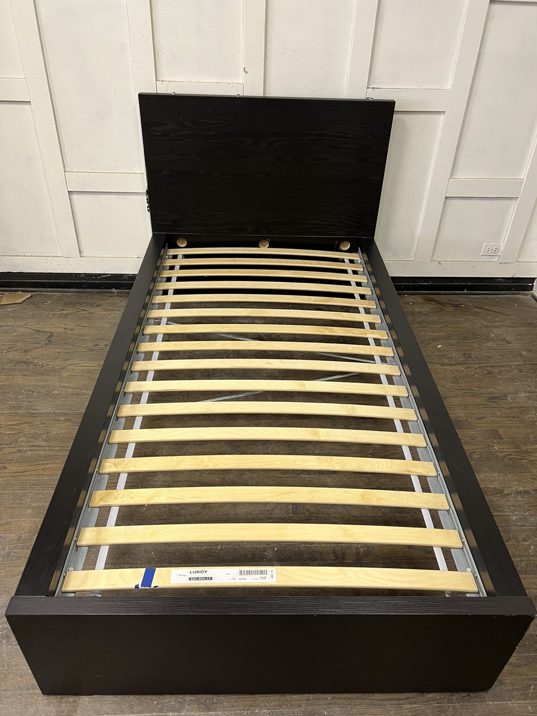 Twin Bed Frame IKEA - photo 2