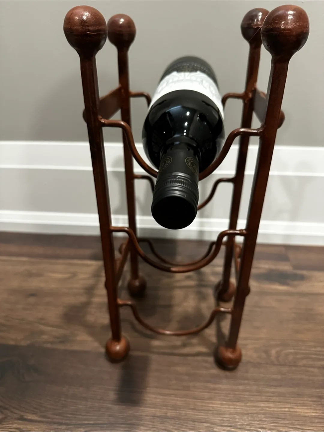 Metal Wine Rack image indicator(2)