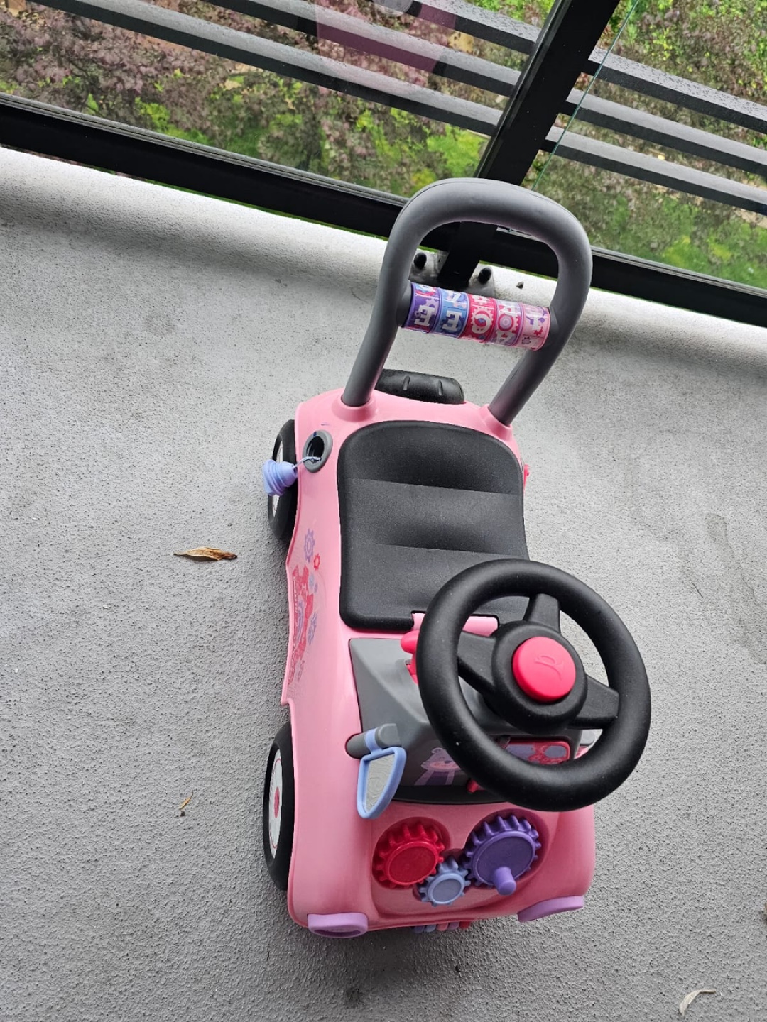 Pink Ride-On Toy Car - photo 2