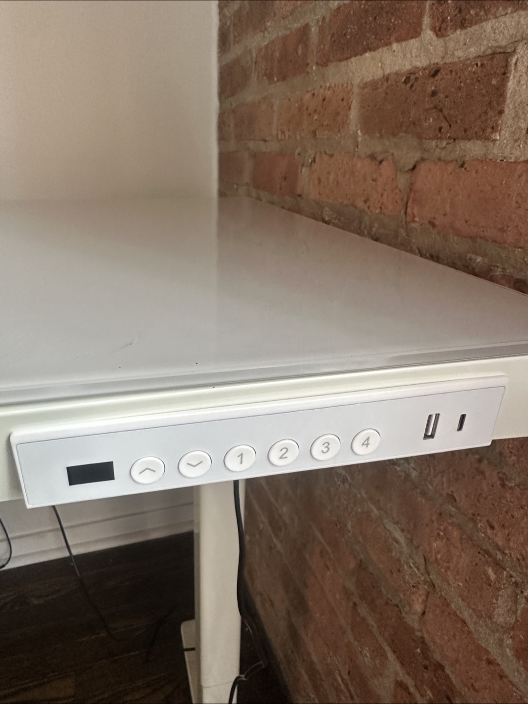White Adjustable Desk - photo 2