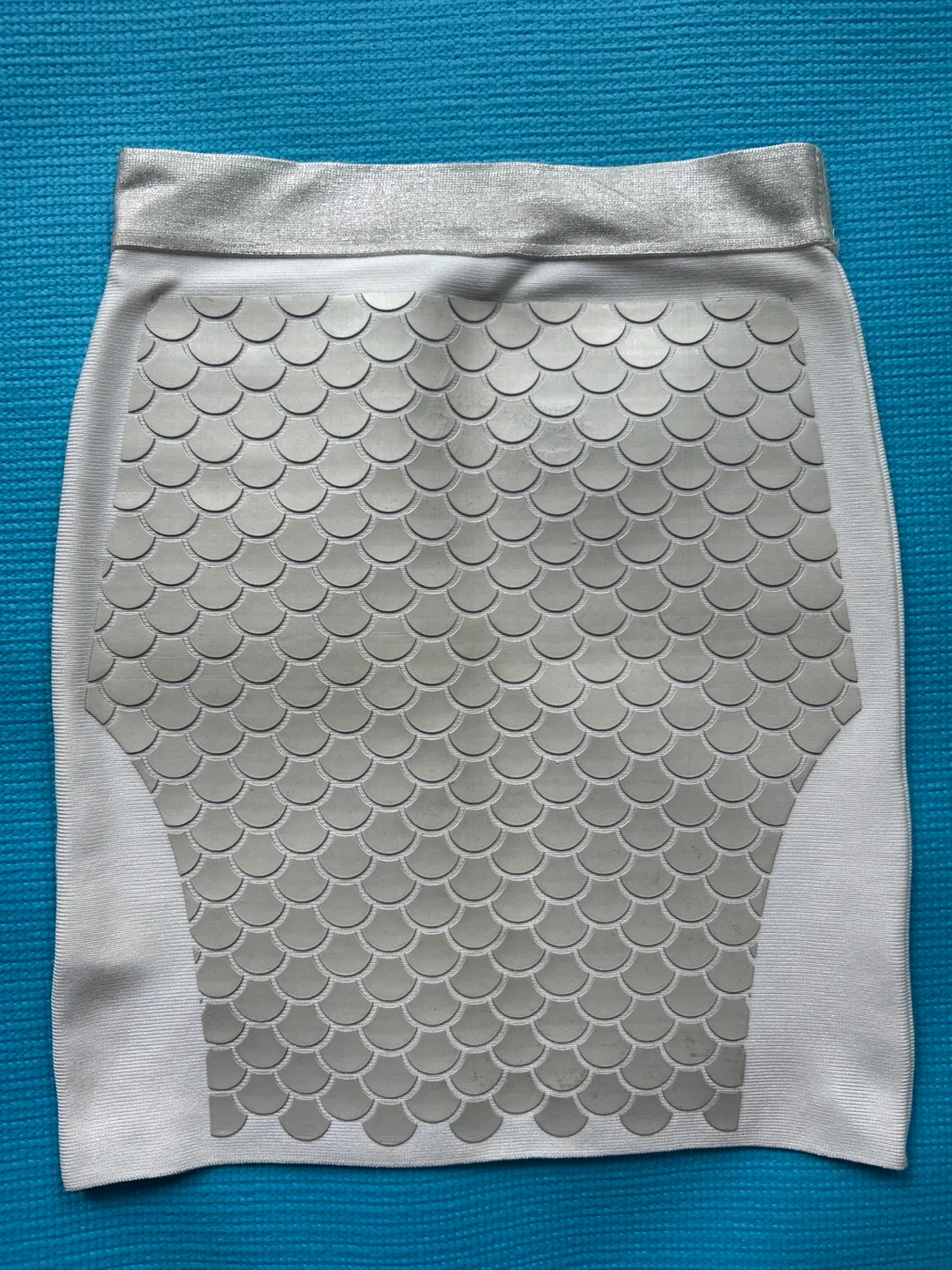 White Patterned Skirt Size XS thumbnail