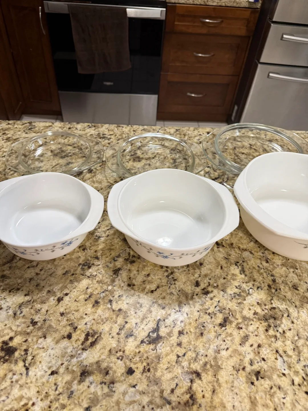 Floral Ceramic Baking Dishes Set thumbnail