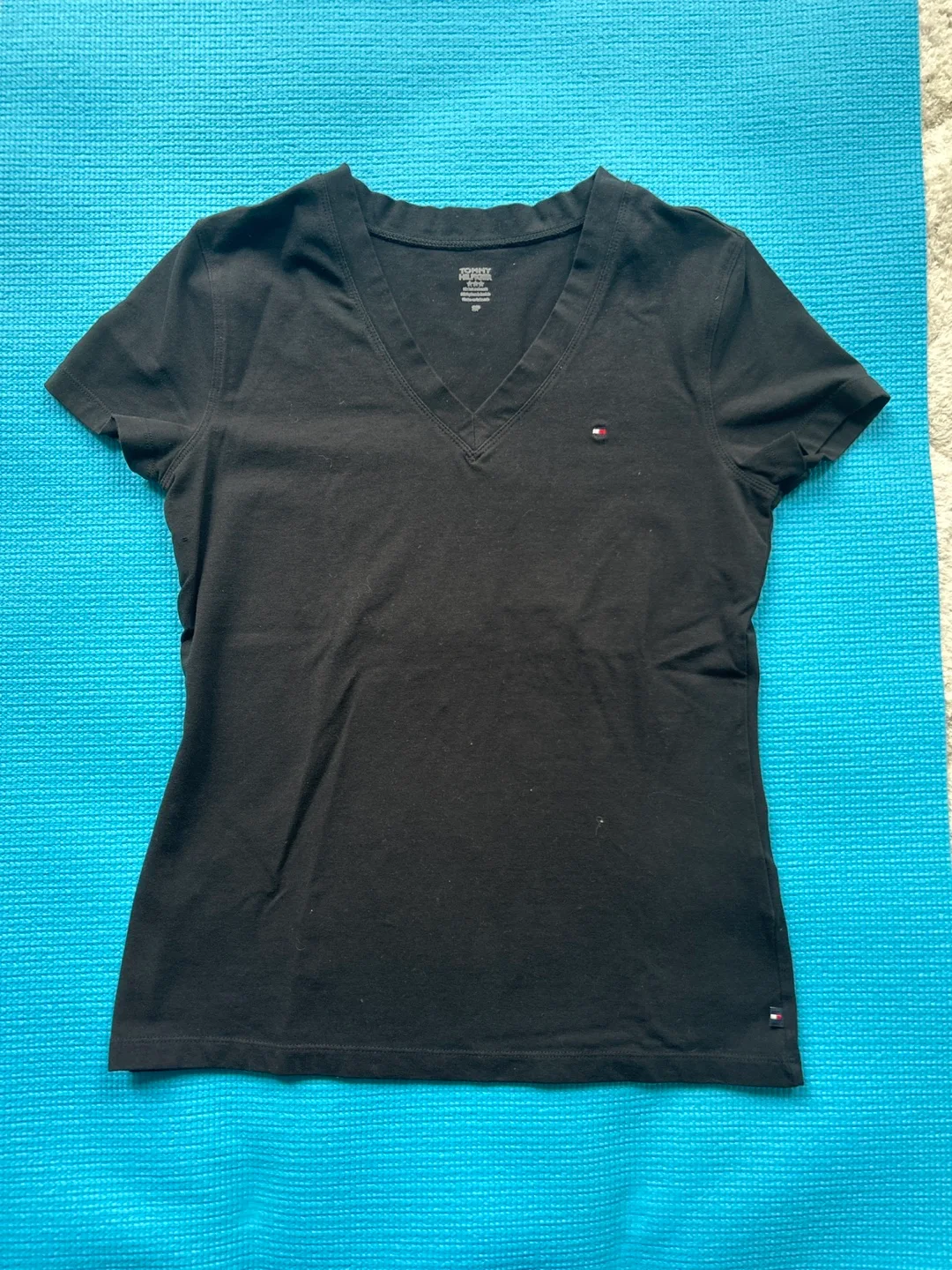 Black Tommy Hilfiger T-shirt Size Small thumbnail