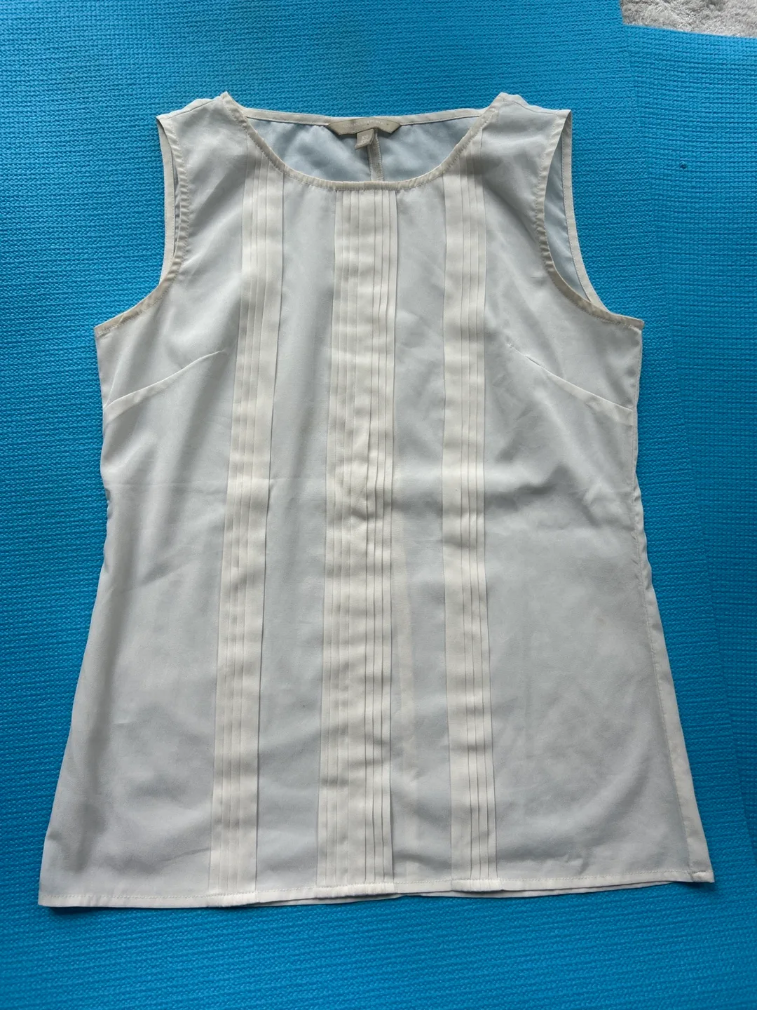 Banana Republic Sleeveless Blouse Size XS thumbnail