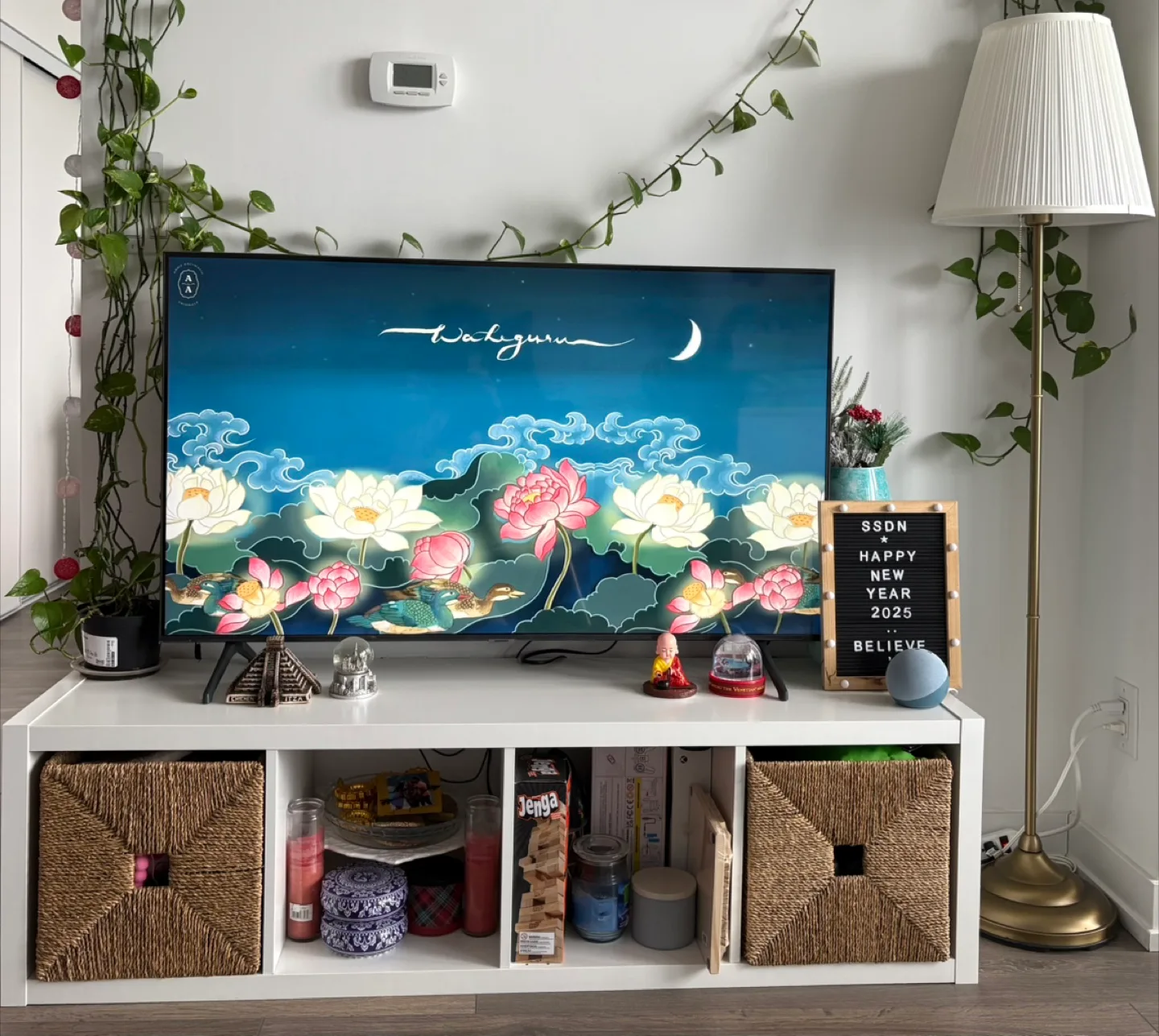 IKEA Kallax Shelf Unit thumbnail