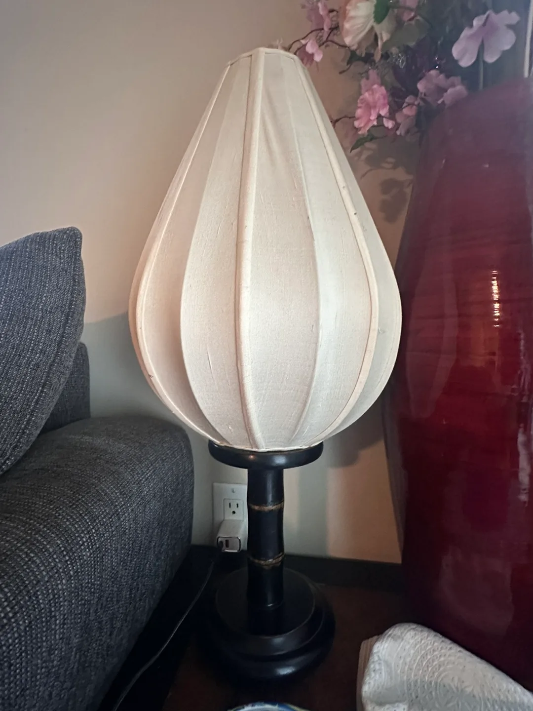 Antique Floor Lamp and Table Lamp image indicator(2)