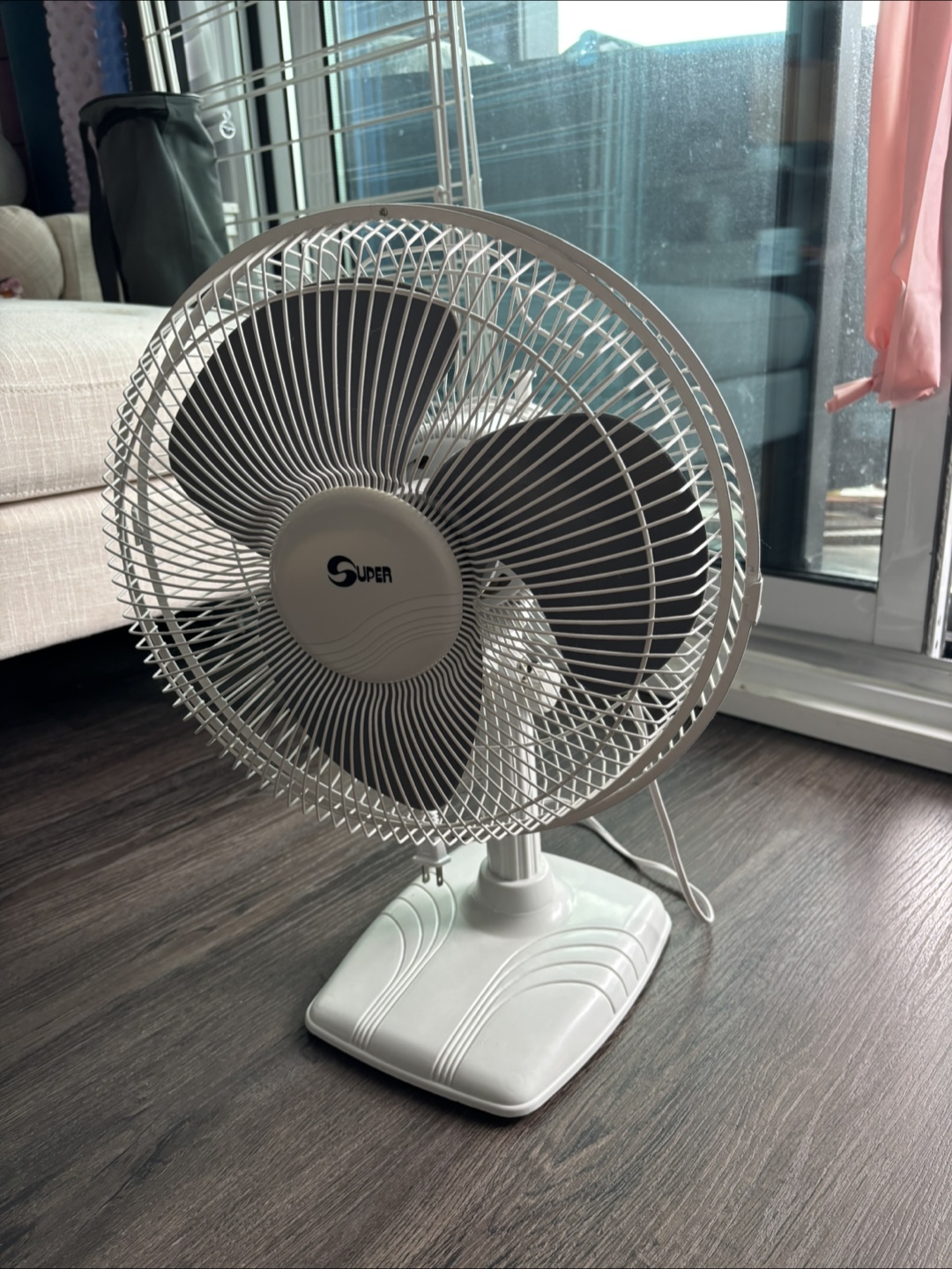 White Fan