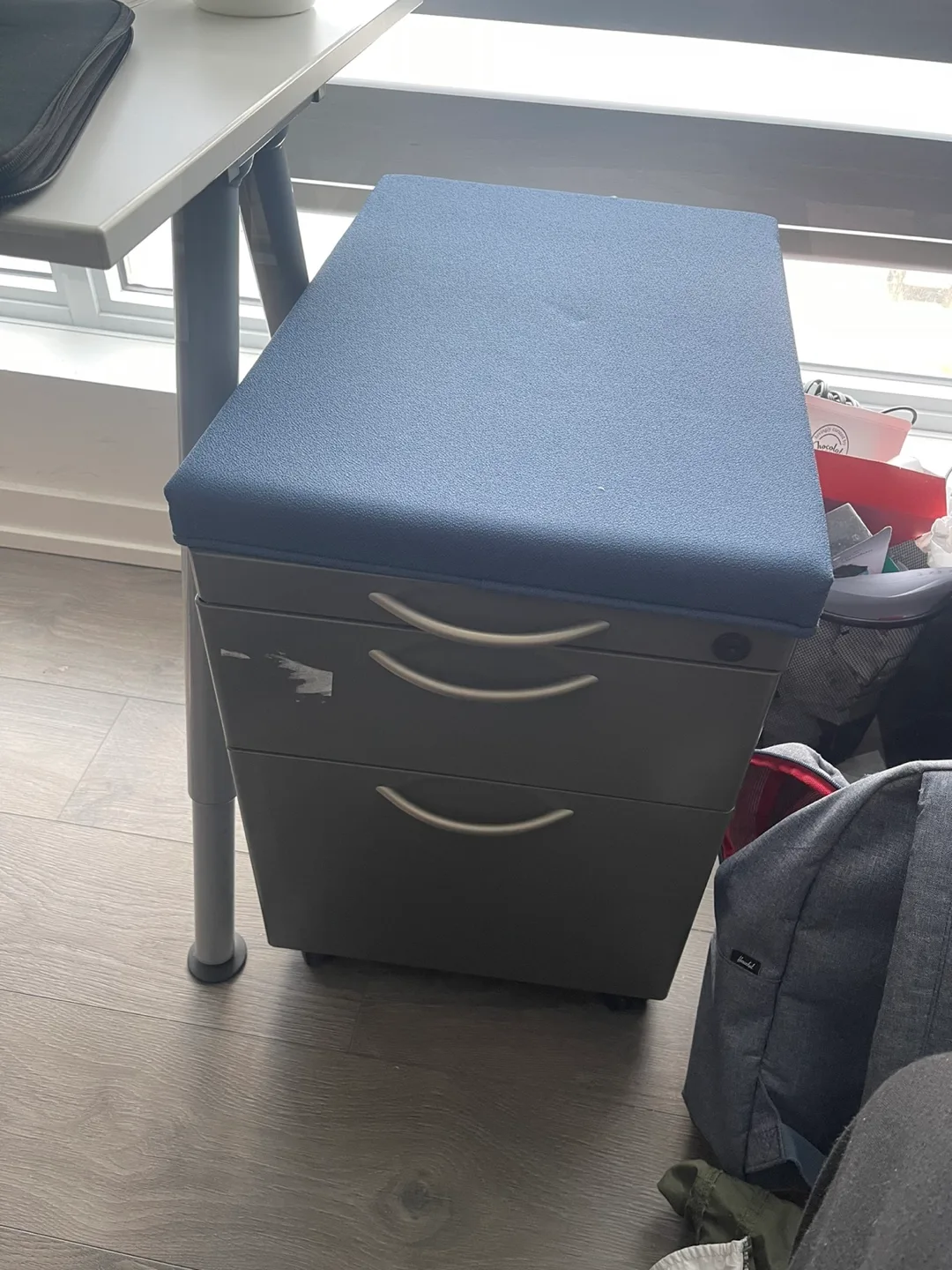 Rolling file cabinet with cushioned seat thumbnail