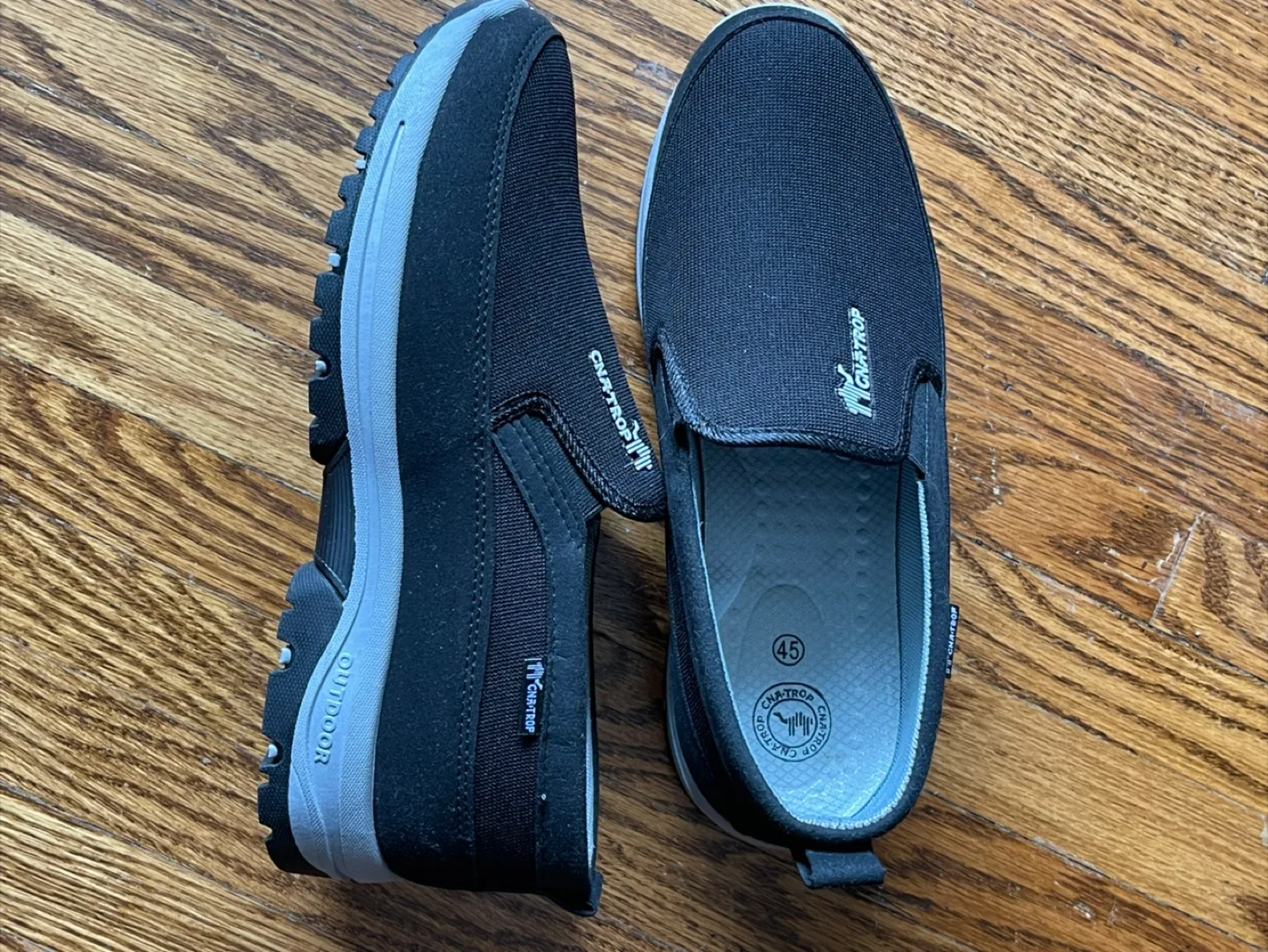 Men's slip-on shoes image indicator(3)