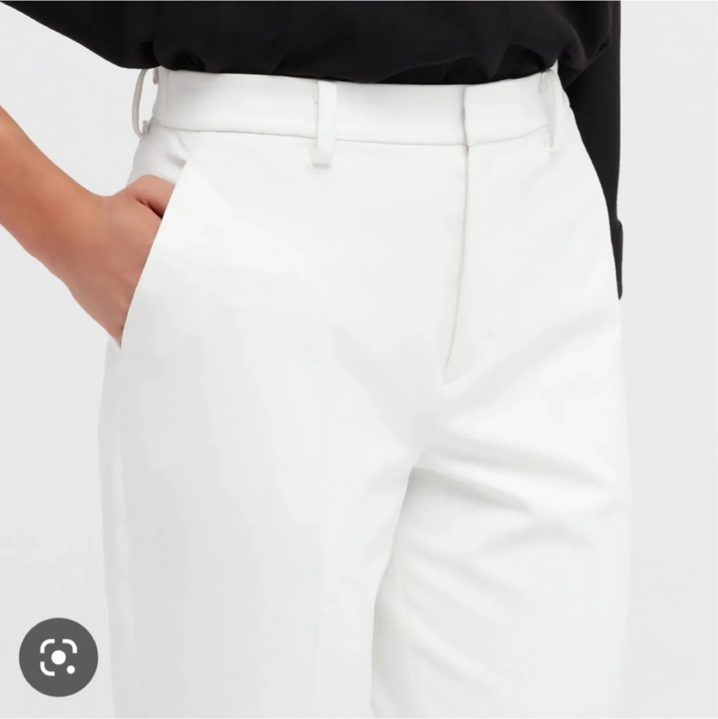 NEW💕 Uniqlo women's tapered pants navy (small) image indicator(5)