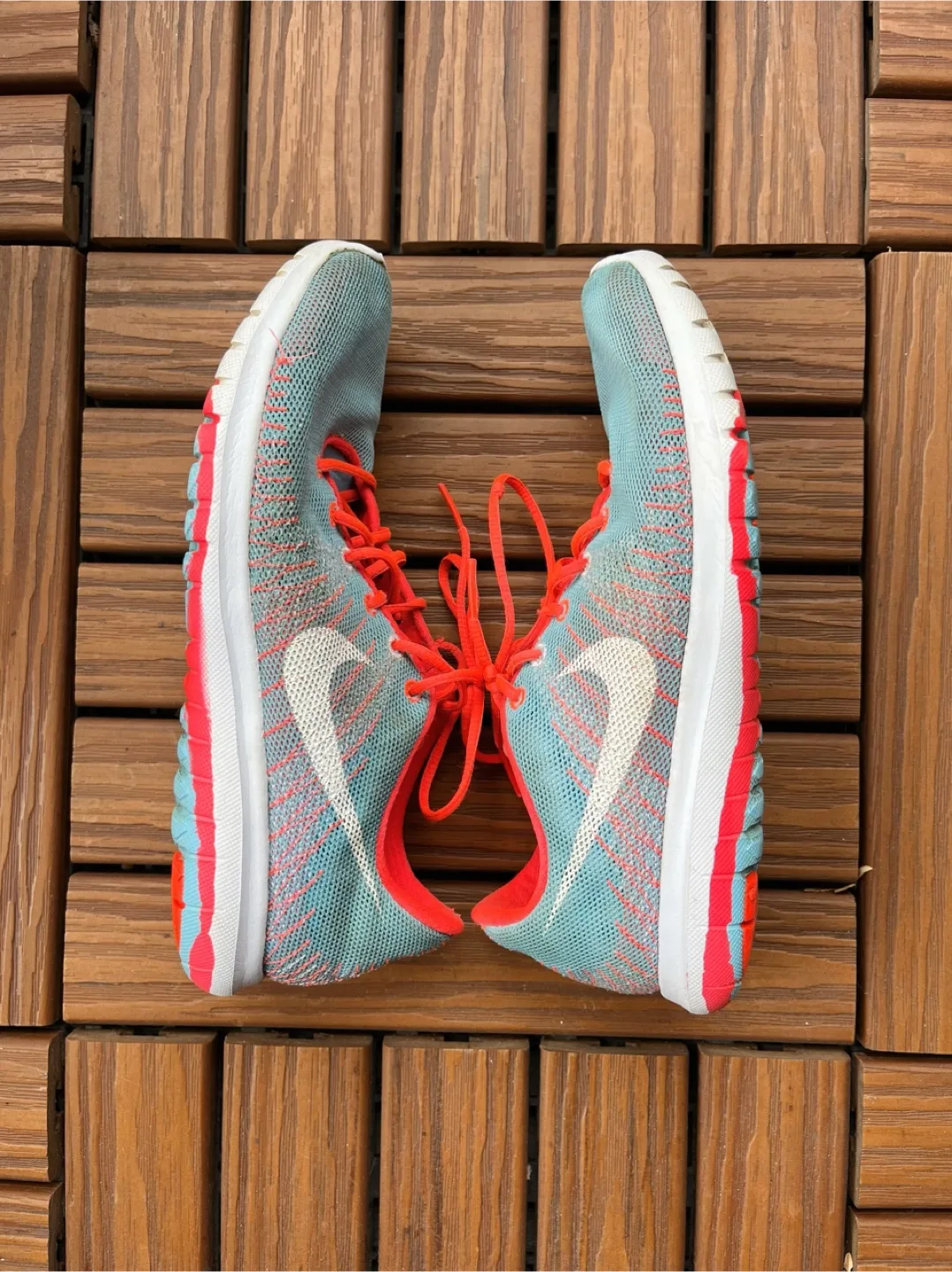 Women’s Nike Running Shoes thumbnail