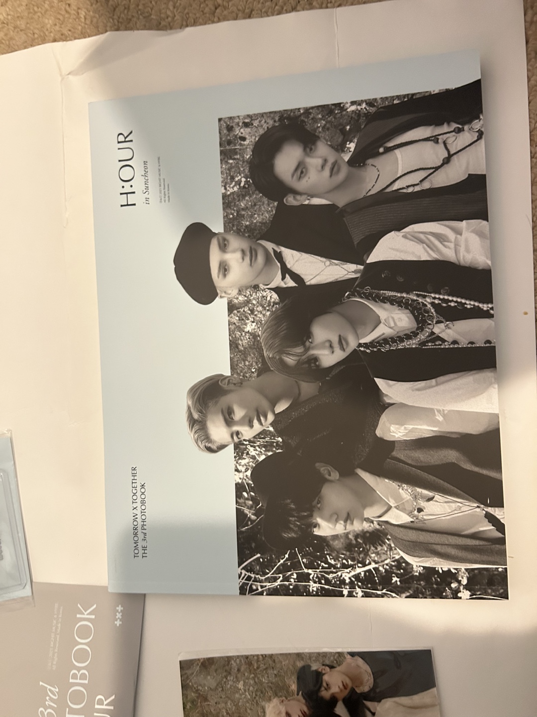 TOMORROW X TOGETHER The 3rd Photobook H:OUR - photo 2