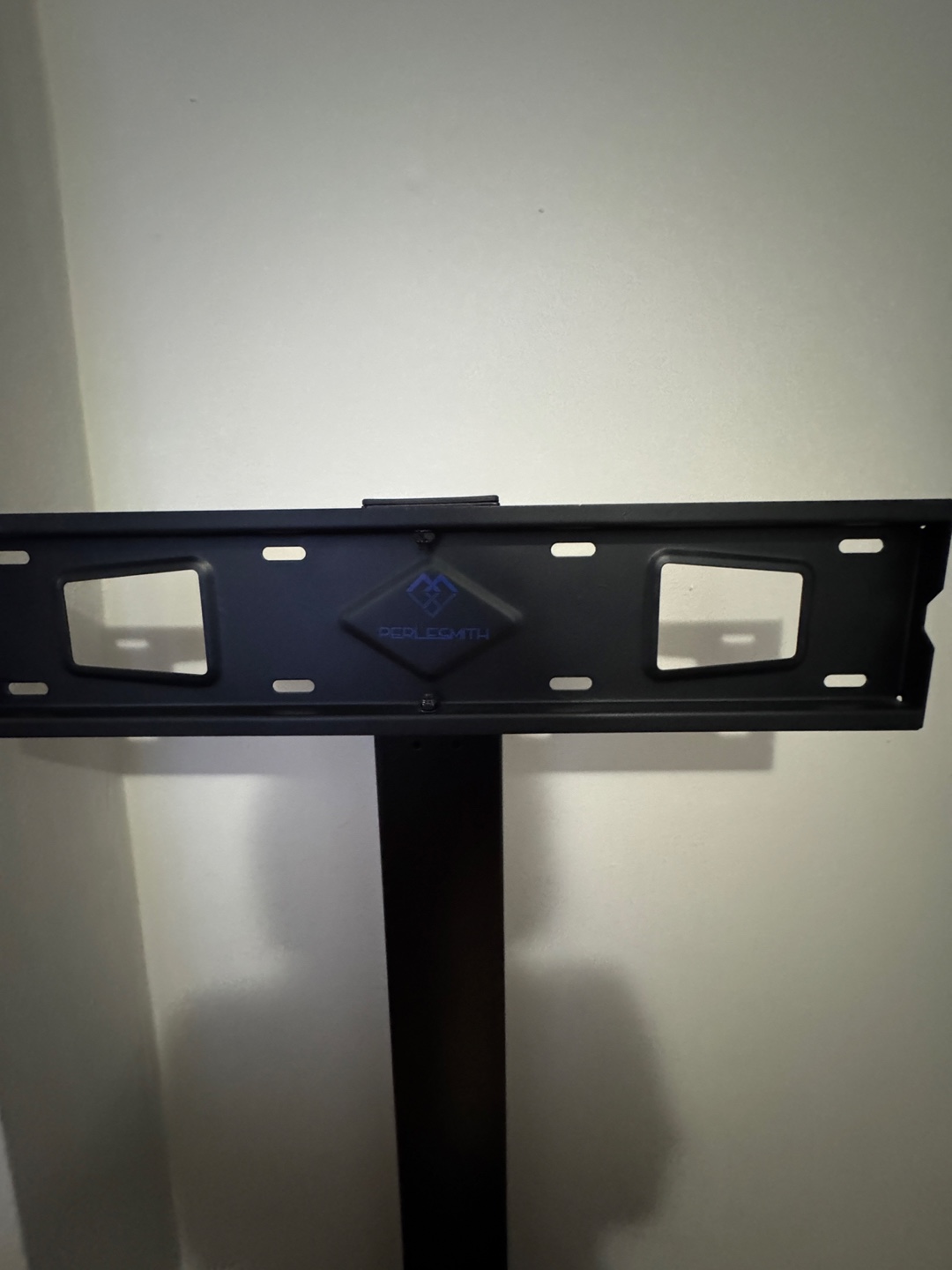 Flat Screen smart TV 50” TV stand included - photo 4