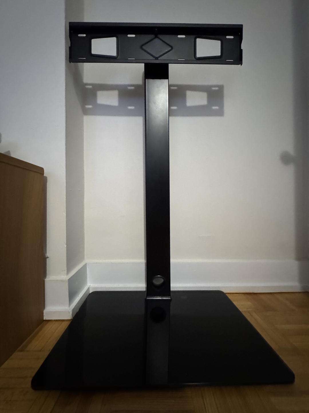 Flat Screen smart TV 50” TV stand included - photo 3