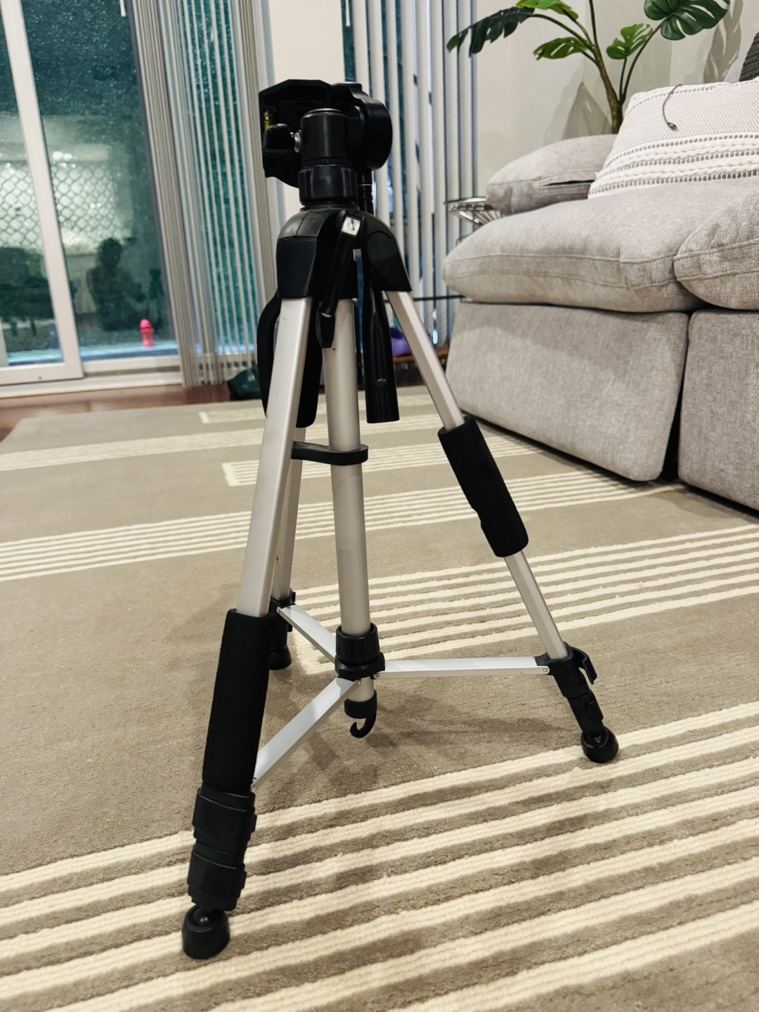 Tripod with Adjustable Height