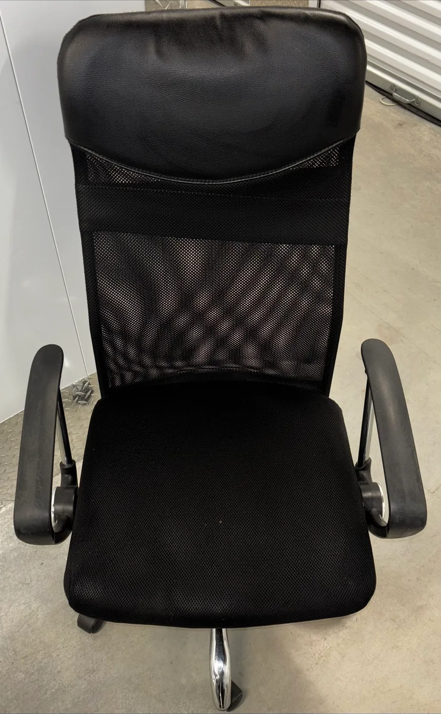 Black Office Chair thumbnail