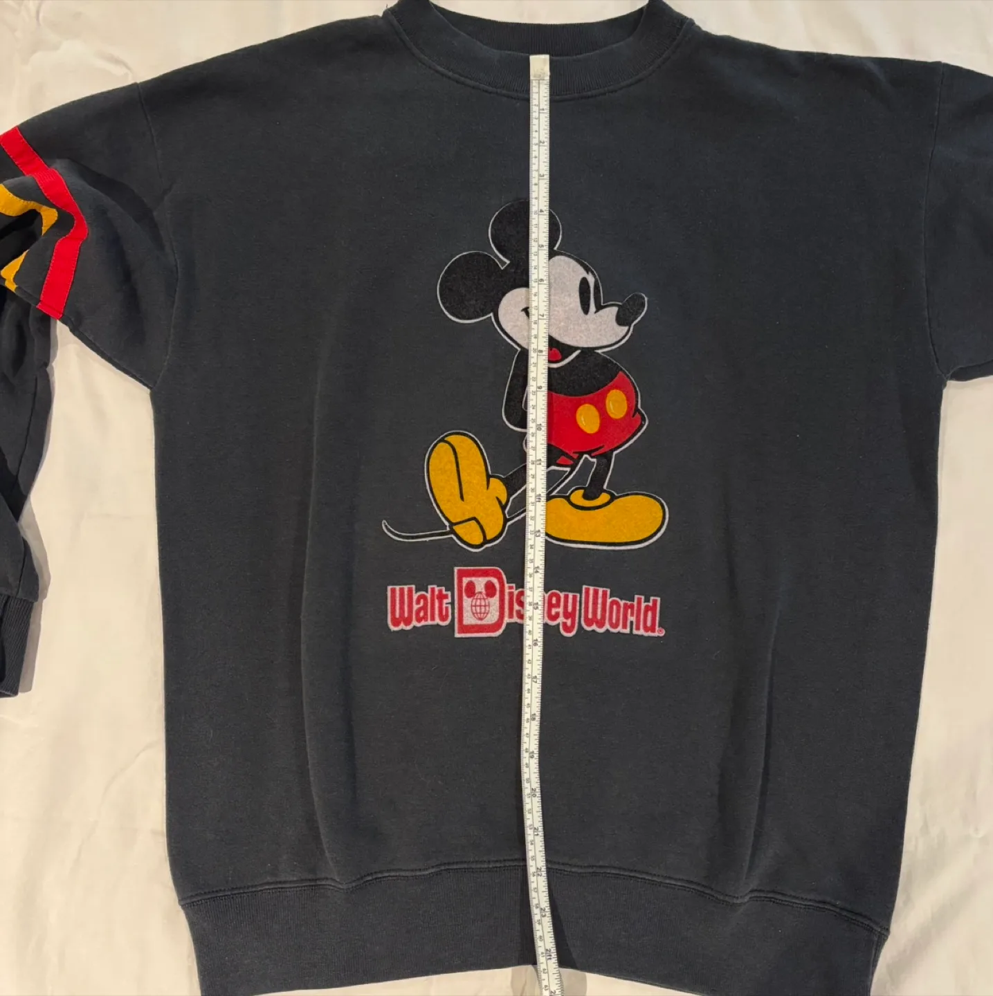 VINTAGE 80’s Mickey Mouse Disney Crew Neck Sweatshirt Sz XL image indicator(5)