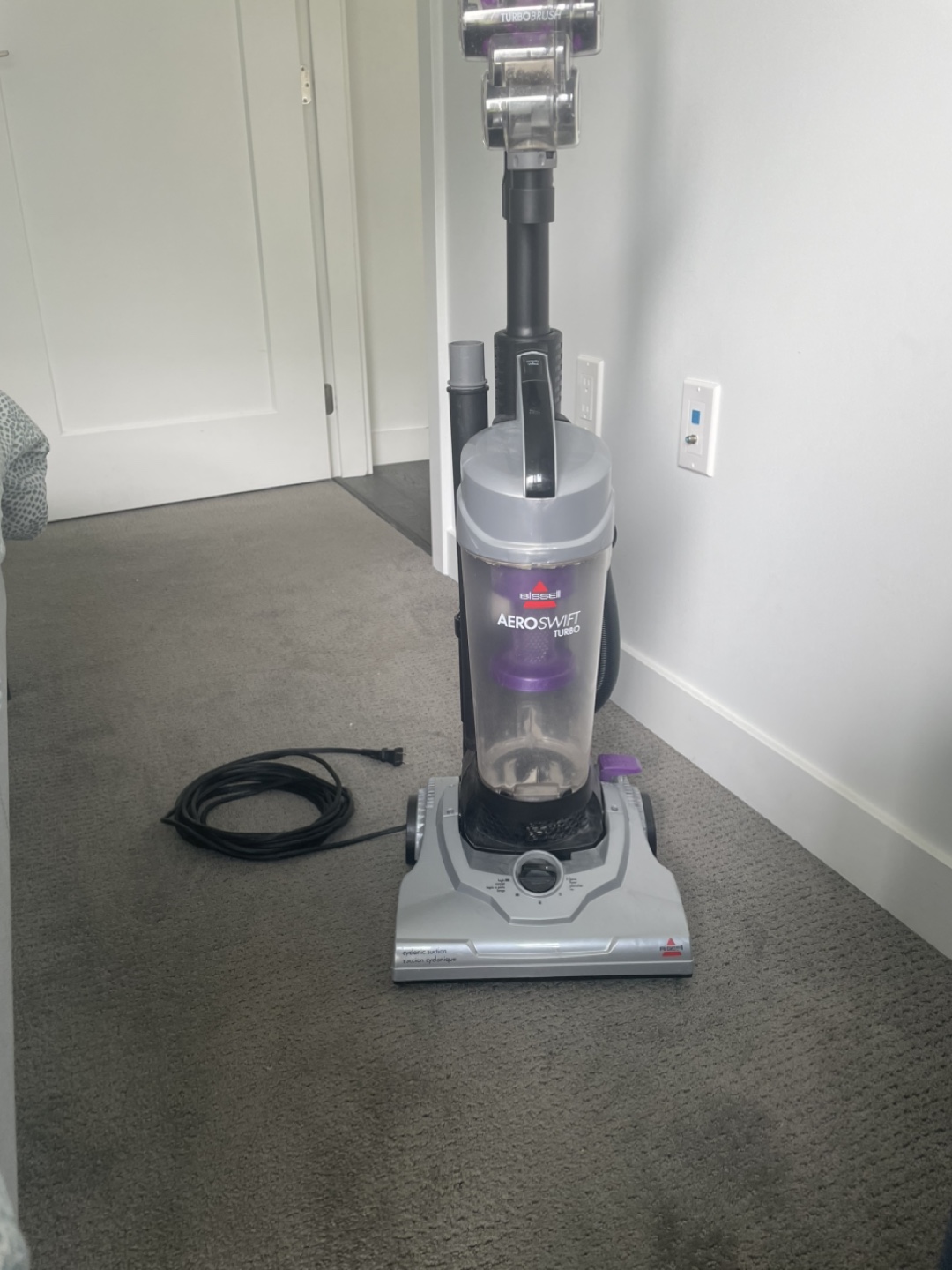 Bissell AeroSwift Turbo Vacuum Cleaner
