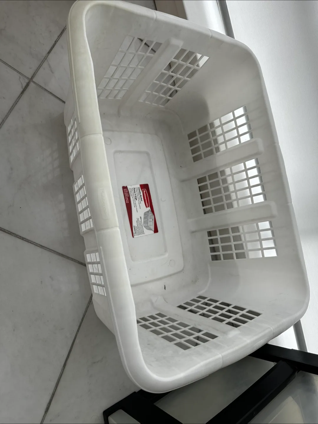 White laundry basket thumbnail