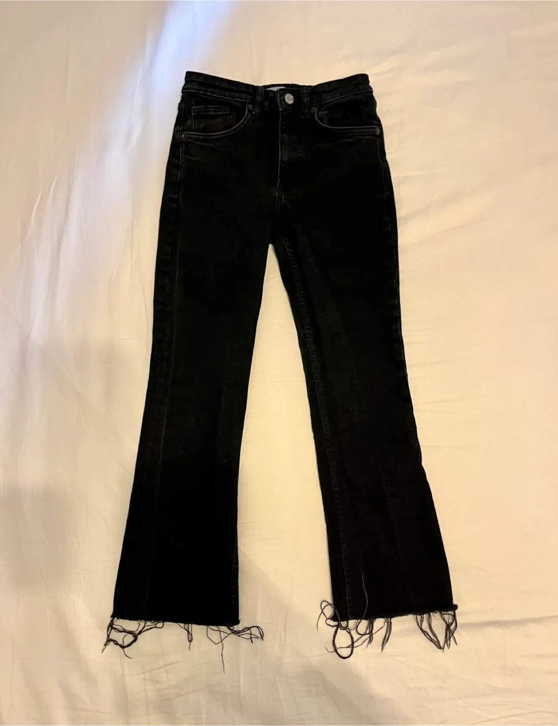 Zara women’s Black Jeans thumbnail