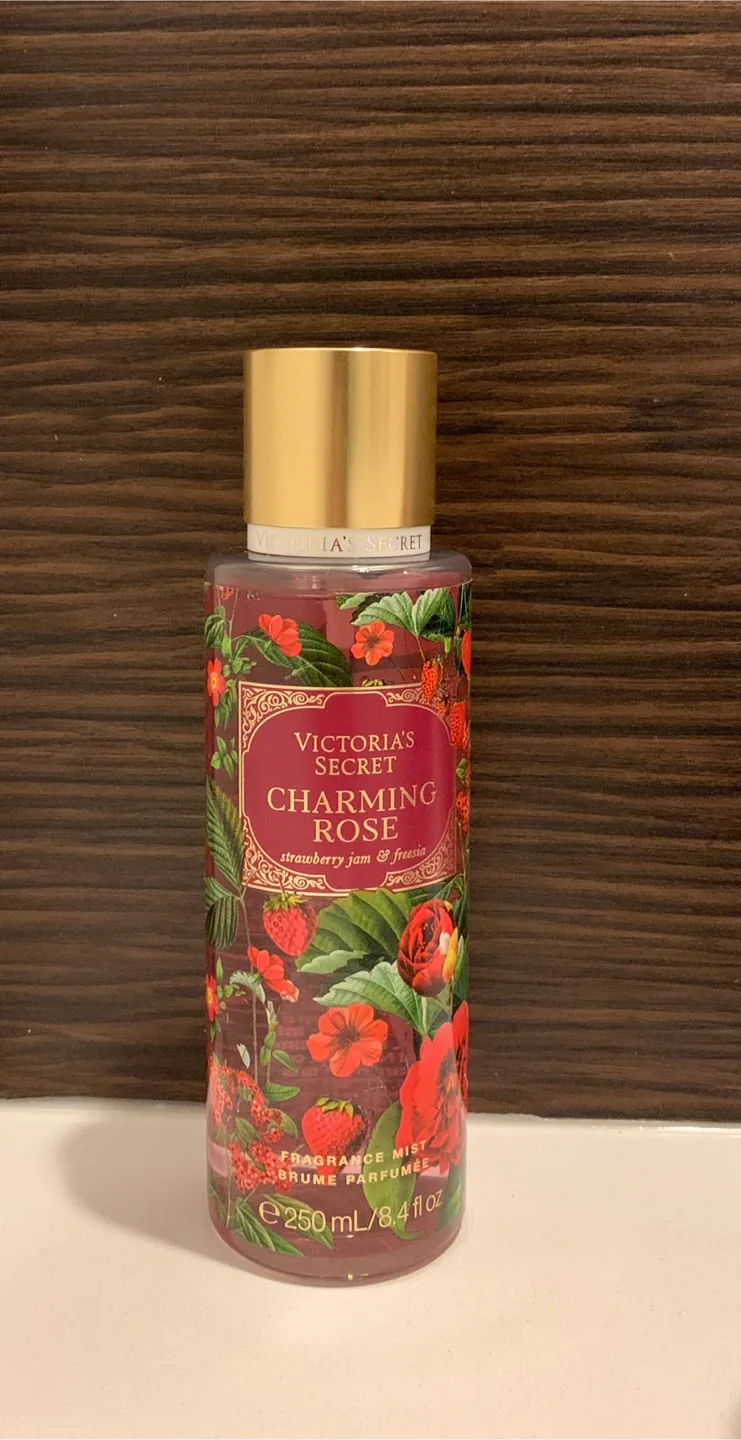 Victoria's Secret Charming Rose 8.4 fl oz / 250 mL image indicator(2)
