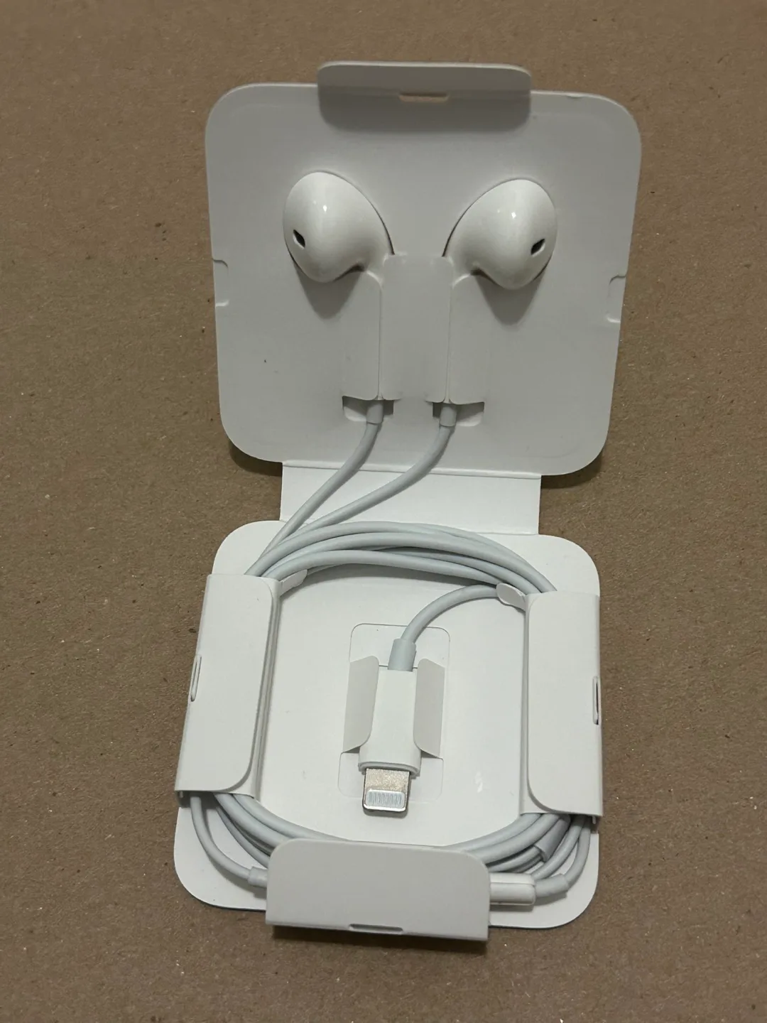 Apple earphones image indicator(2)