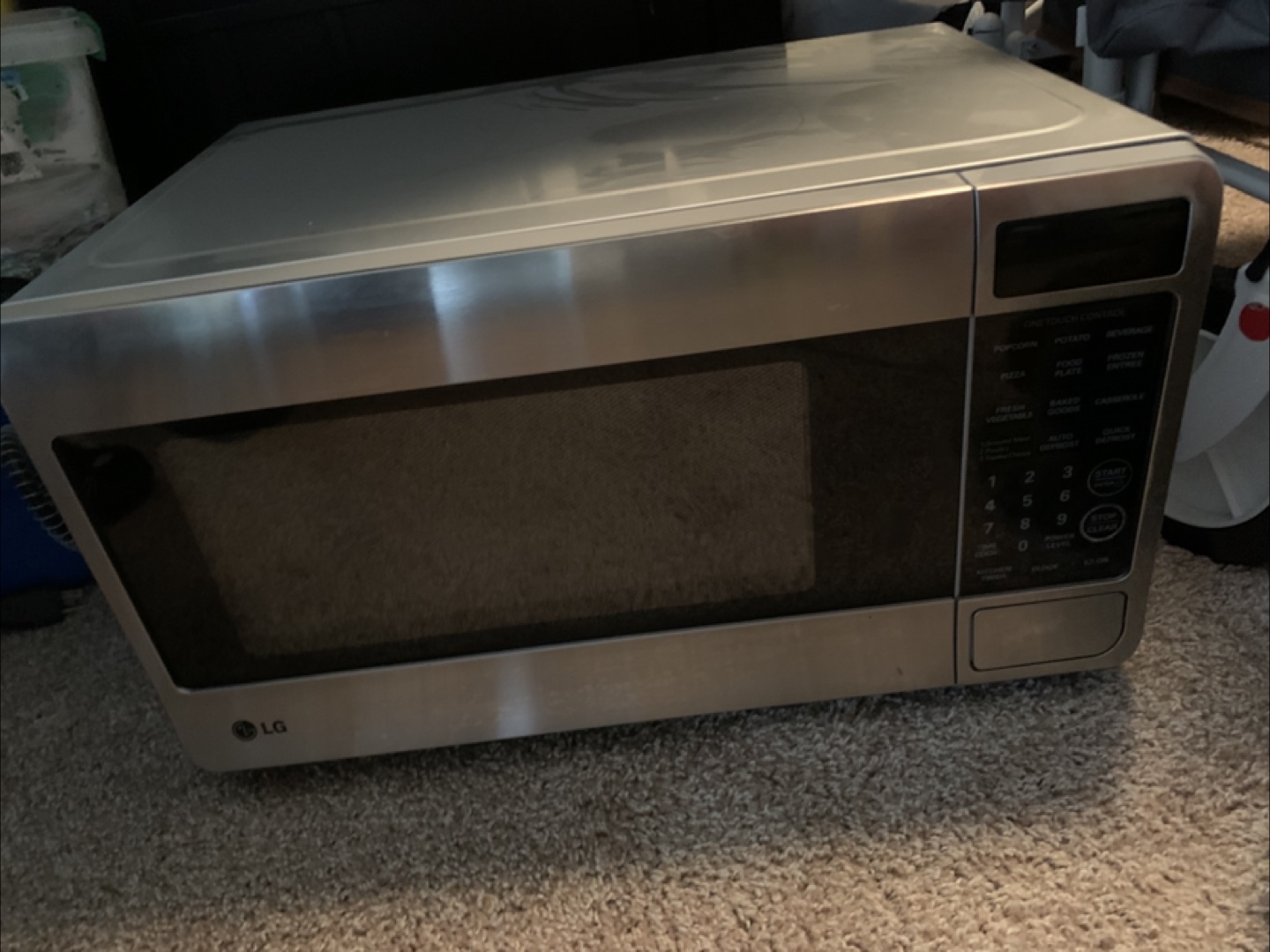 LG Microwave Oven hardly used - photo 2