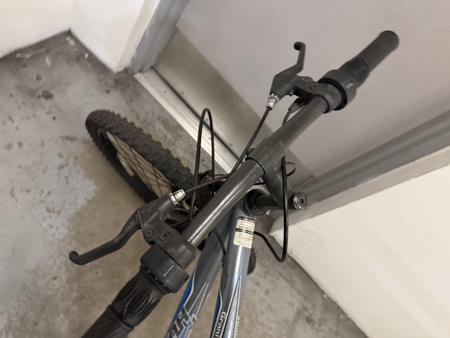 Huffy Granite Mountain Bike - photo 4