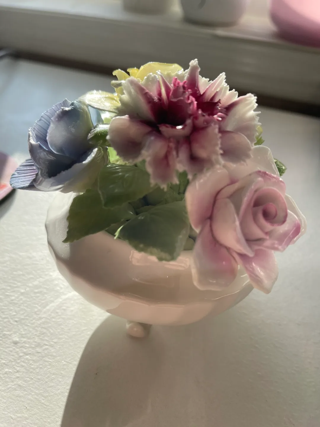 The Princess Collection Porcelain Floral Arrangements thumbnail