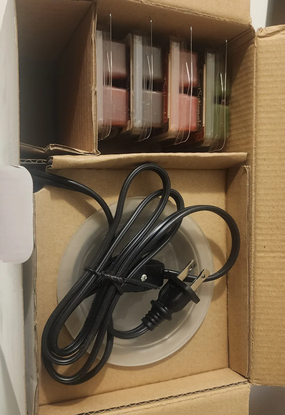 ScentSationals 5-Piece Wax Warmer Starter Set image indicator(5)