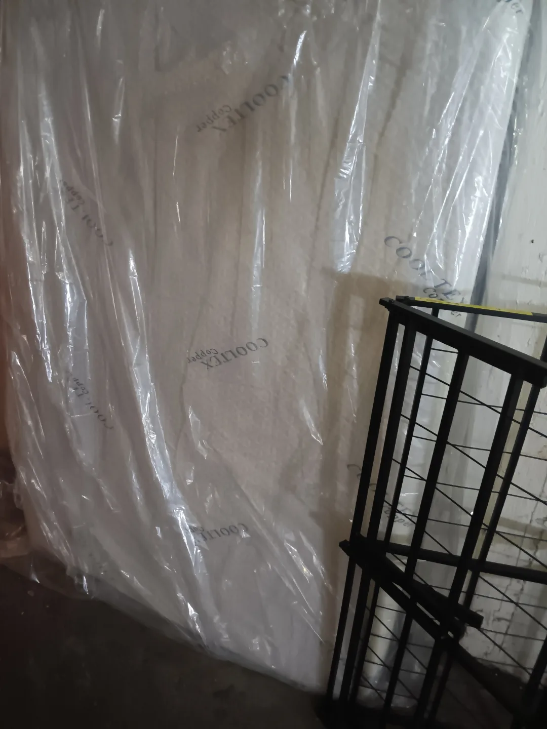 CoolTex Queen Mattress and Frame Set image indicator(2)