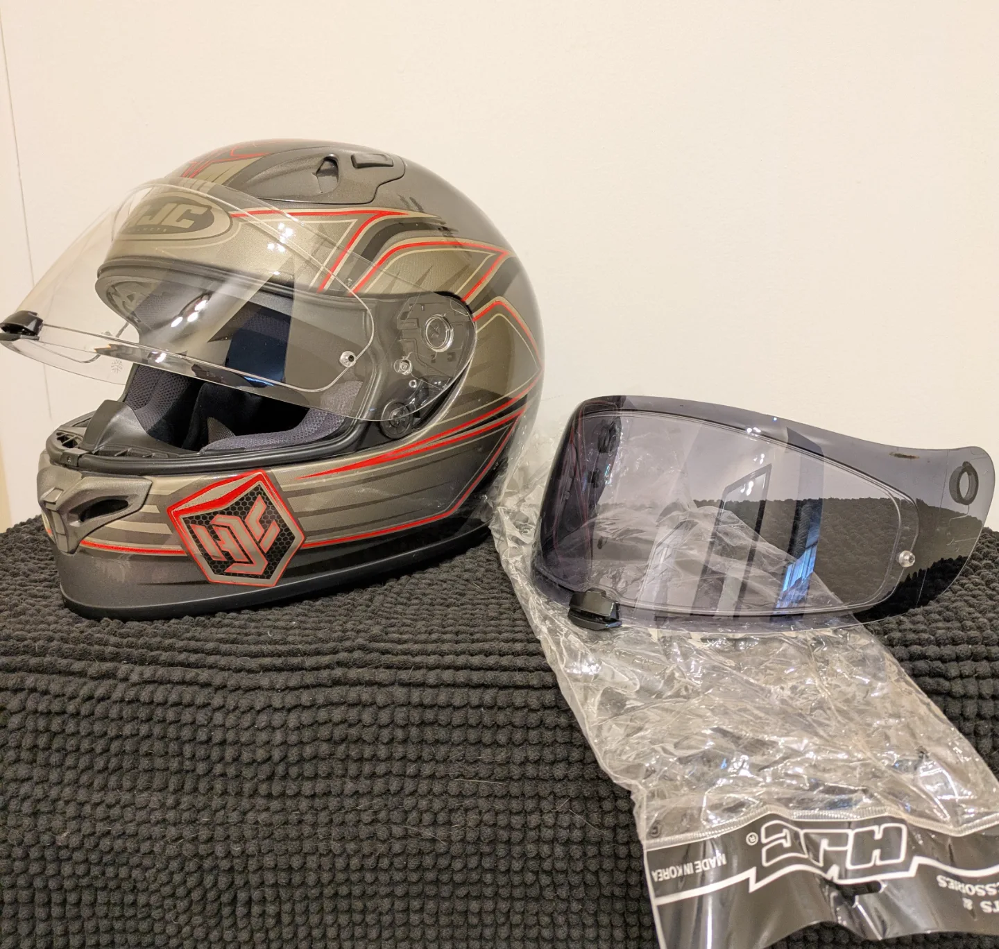 HJC FG-17 Motorcycle Helmet BANSHEE GRAPHIC thumbnail