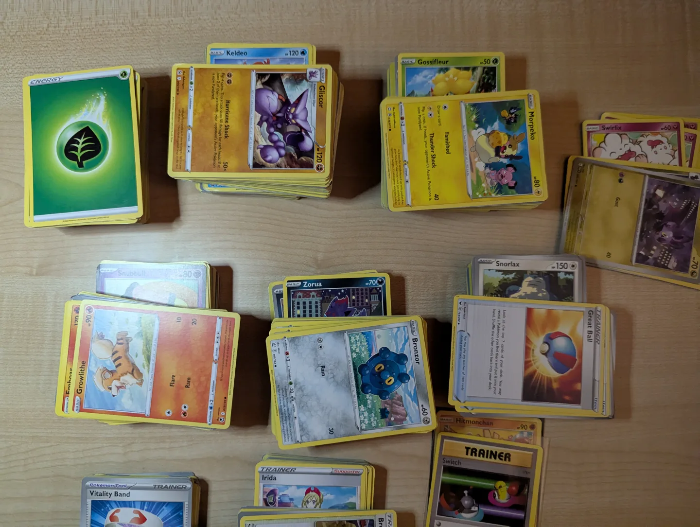 Bulk Pokemon Cards -  Lots of Cards! thumbnail