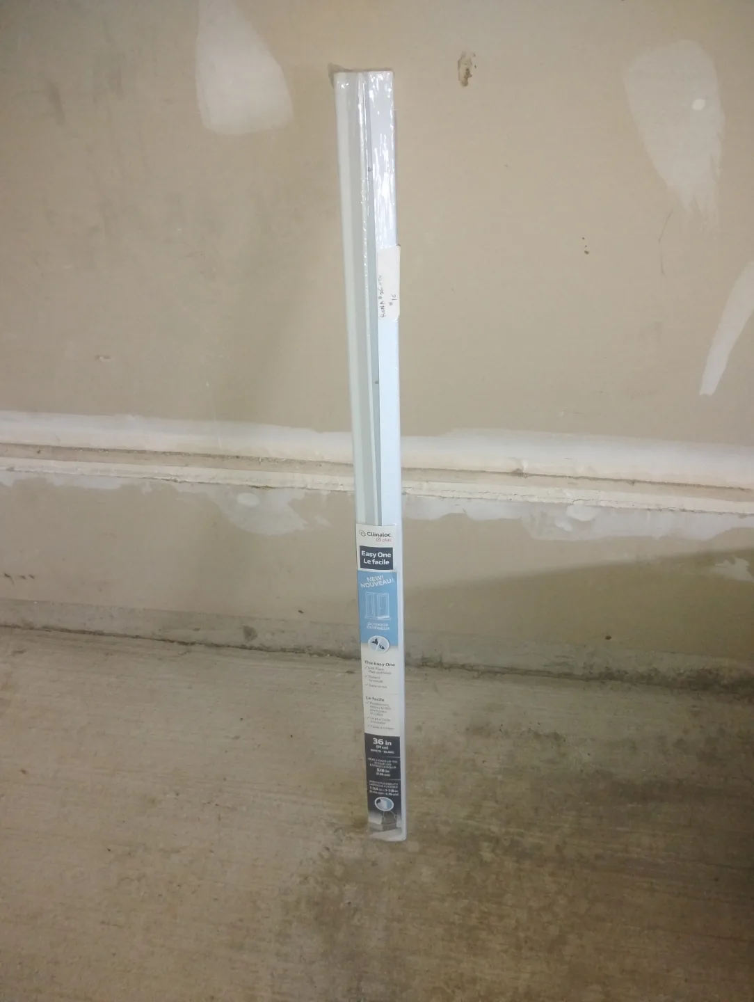 New ClimaLoc Easy One 36-inch Door Sweep thumbnail