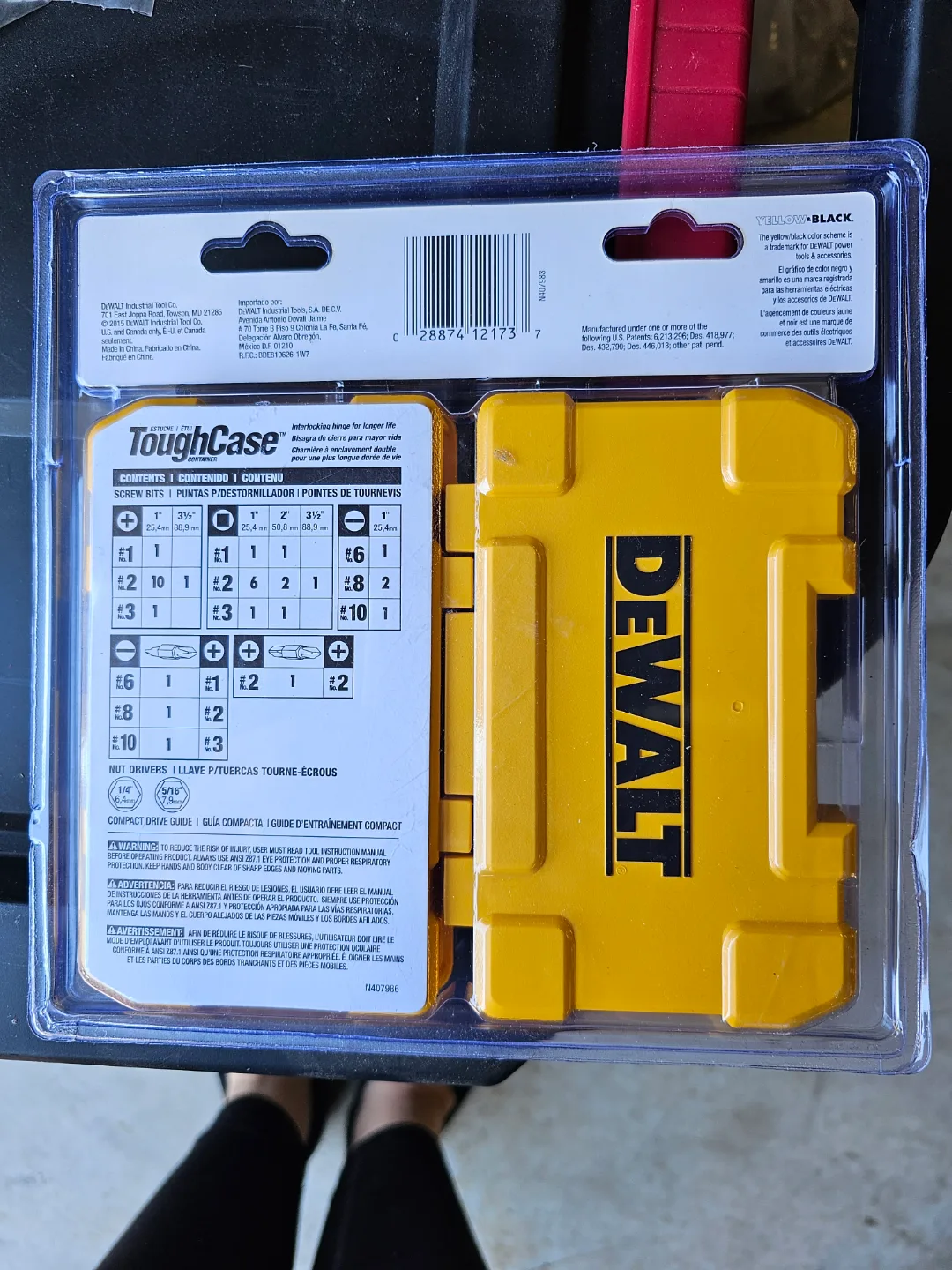 DEWALT 37-Piece Screwdriver Set with ToughCase image indicator(2)