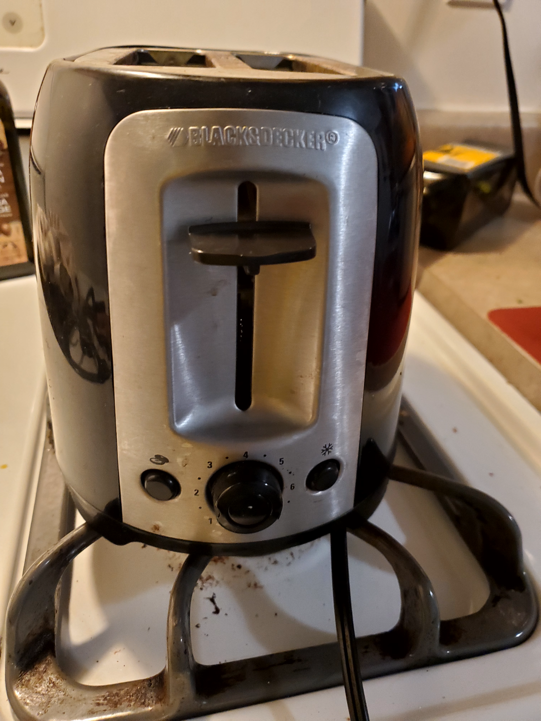 Black + Decker 2-Slice Toaster - photo 3
