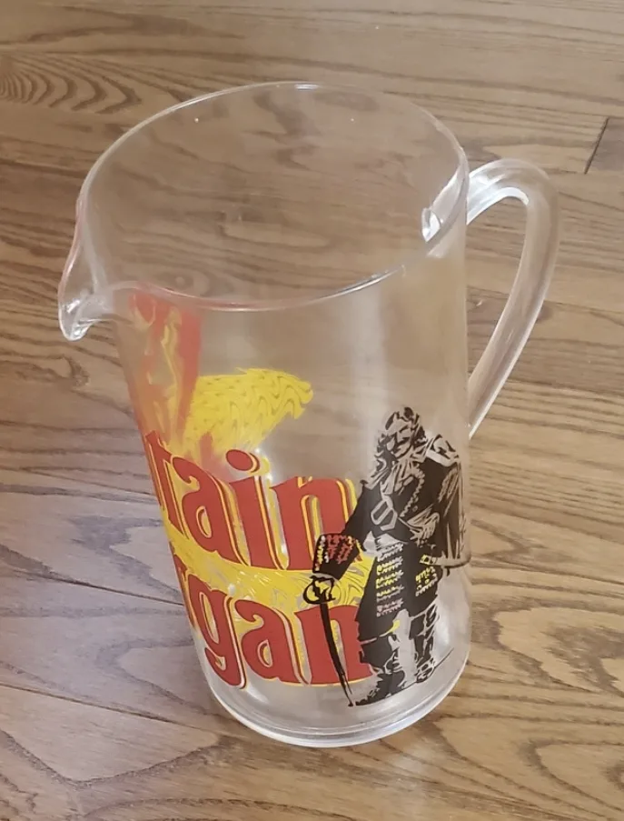 Captain Morgan Beer Pitcher image indicator(4)