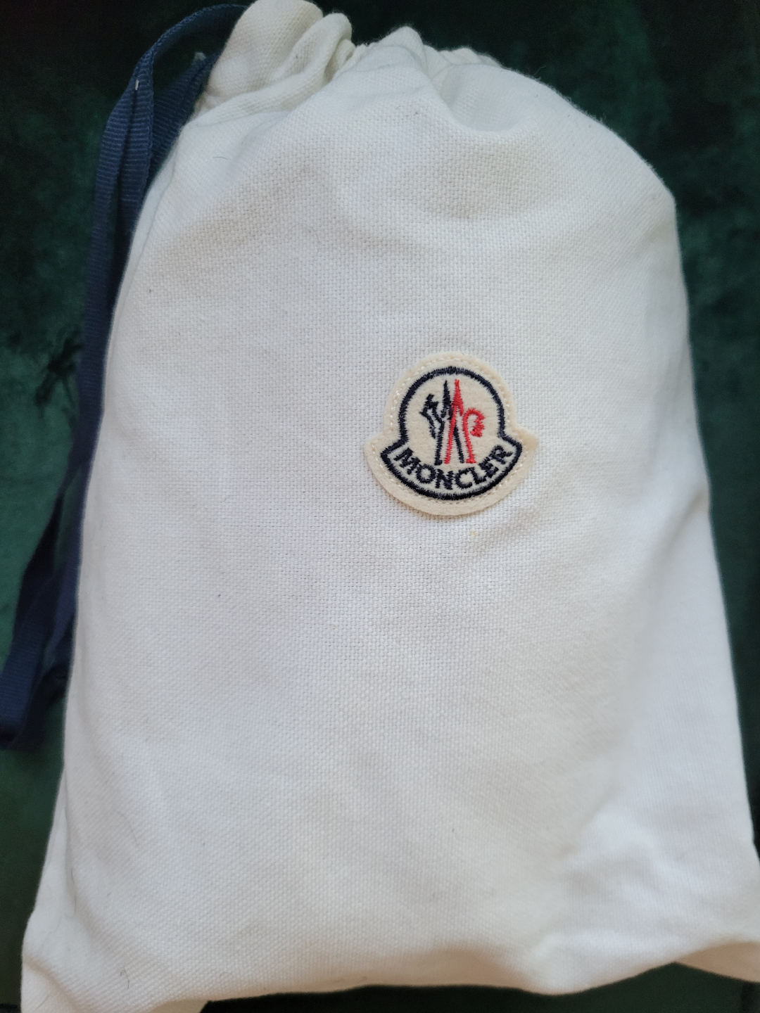 Moncler Black Quilted Pouch - photo 2