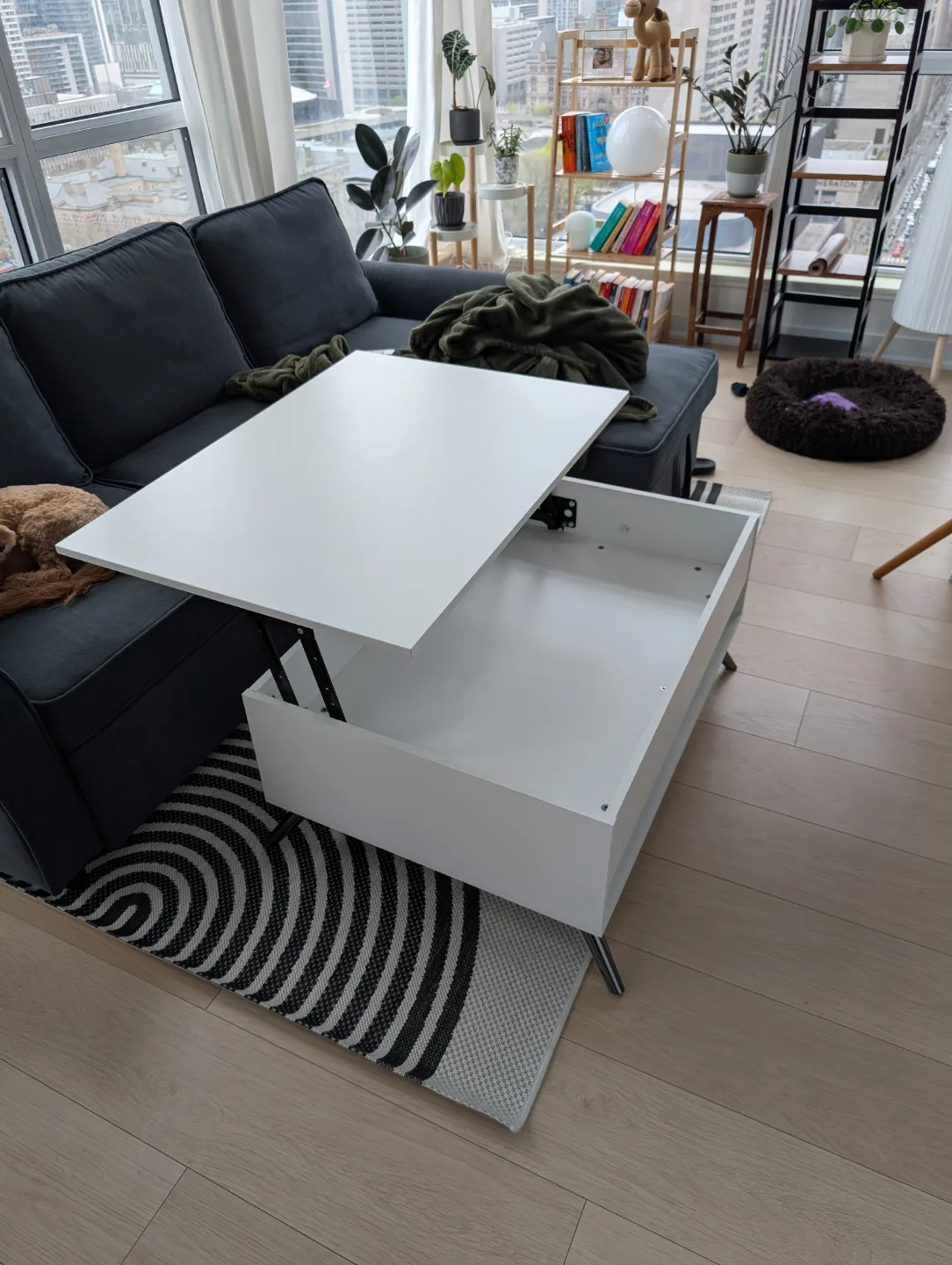 Lift Top / Pull Out Coffee Table thumbnail