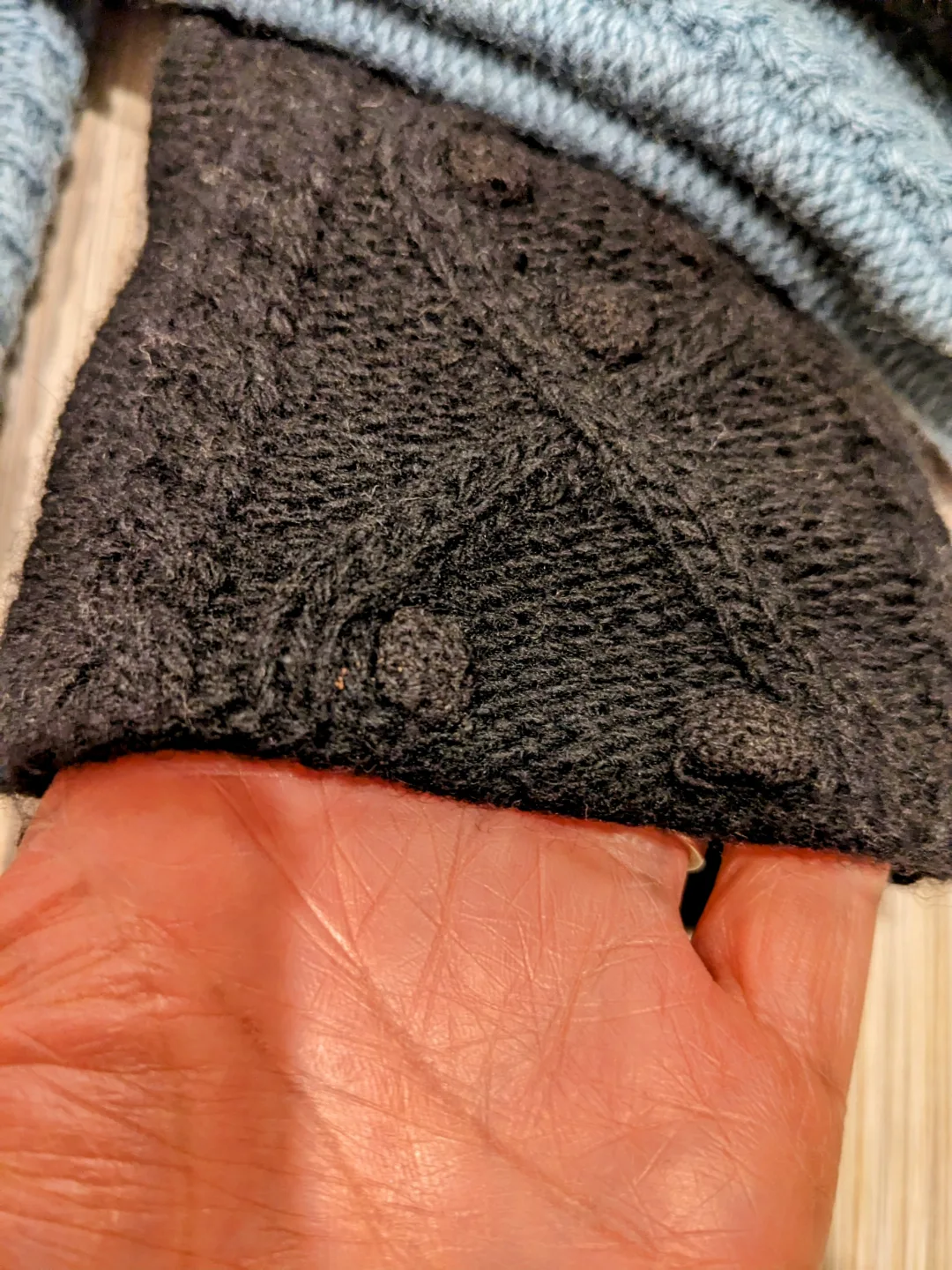 Cashmere Extra Long Arm Warmers image indicator(5)