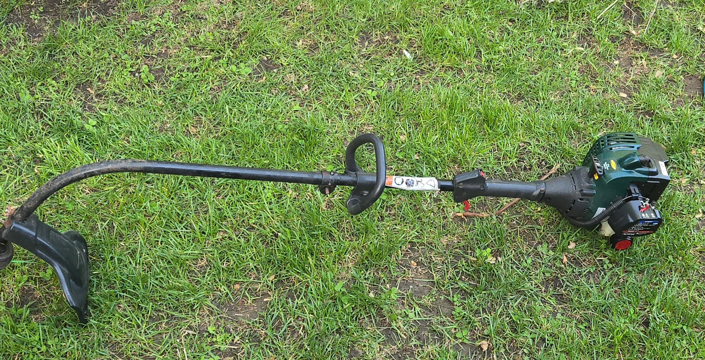 2 Weed Trimmer - Gas - For Parts or Repair thumbnail